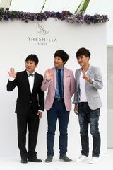 高清组图：金贤重李栋旭等出席郑俊河婚礼