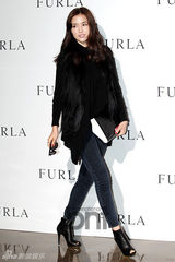 组图：金莎朗孔贤珠李侑菲出席某品牌新品发布