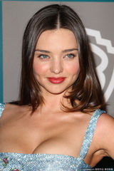 高清组图：奥兰多帅气亮相娇妻米兰达爆乳性感