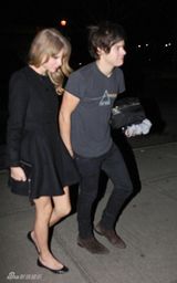 组图：盘点2012年最受媒体关注的好莱坞情侣