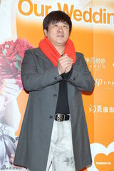 组图：前BAD成员阿BEN闪婚胡瓜到贺 罗志祥否认假唱