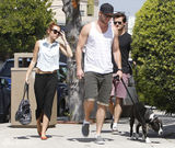 组图：玉女歌手麦莉疑与男友分手 四年感情回顾