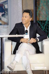 组图：甄子丹欲挑战喜剧片 将回港入组拍摄新戏