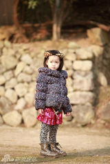 组图：钟丽缇女儿吃手萌照曝光 可爱不输王诗龄