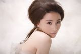 组图：美女主播周子涵写真 清纯妩媚尽显女人味
