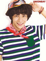 高清组图：KARA成员与李民基夏日写真清新俏皮