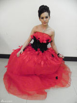 幻灯组图：红歌会老外选手“唐伯虎”私密照曝光