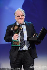 《大师》菲利普-塞默-霍夫曼获最佳男演员奖