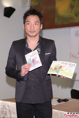 组图：五月天石头演戏上瘾 欲挑战同性恋角色