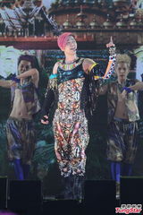 组图：罗志祥红馆热力开唱 罗妈亮相林志颖助阵