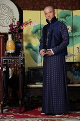 组图：《赏金猎人》数套华服打造魏千翔