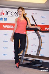 组图：白歆惠日本求姻缘 男友想找圈外人