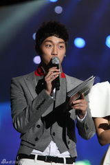 高清组图：Super Junior与f(x)IU等出席音乐颁奖礼