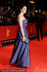 幻灯：《犹太人苏斯》首映礼 主演玛蒂娜优雅亮相