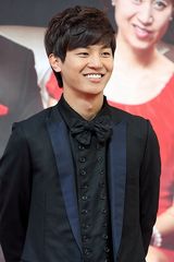 高清图：赵权等出席MBC喜剧《都是我的爱》发表会