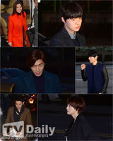 组图：《星星》庆功 金秀贤全智贤潜伏入场