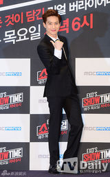 组图：EXO打造真人秀节目 帅气亮相卖萌耍宝