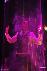 组图：刘嘉玲代老公支持刘德华 陈玉莲汪明荃助阵 