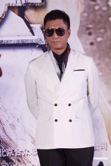 组图：孙红雷对《边境风云》票房有信心