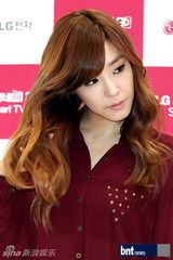 组图：少女时代清新亮相签名会 可爱萌表情多