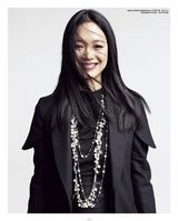 组图：周韵优雅登《优家画报》封面 一弯浅笑很迷人