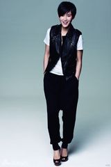 幻灯：“孔女”陈瑞改口“发爸”有感而发