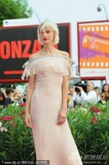 高清图：《写在水中的承诺》首映 评委主席昆汀捧场