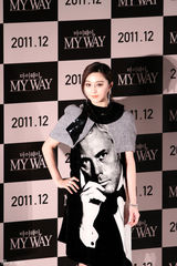 组图：《登陆》釜山见面会 张东健范冰冰等亮相