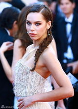 组图：电影《移民》戛纳首映 歌迪亚等现身