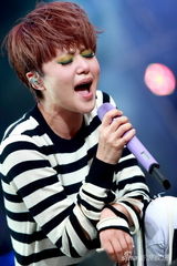 高清：热波第二天 谭维维变摇滚女张杰脱衣惹尖叫