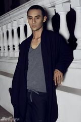 组图：王凯拍硬朗写真 忧郁冷酷秀型男范儿