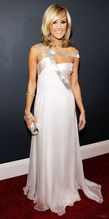 幻灯图集：2010格莱美红地毯女星服饰盘点
