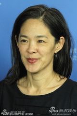 高清图：《未来》发布会 导演米兰达获两帅护花