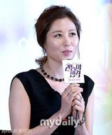 组图：严正花赵敏秀等宣传新片《官能的法则》