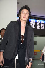 组图：日本男星玉木宏台湾宣传 粉丝热情高涨