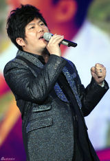 组图：《欢乐英雄》精彩现场 戴玉强周传雄等献演