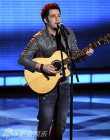 幻灯：《美国偶像》第九季12进11淘汰赛摇滚再现