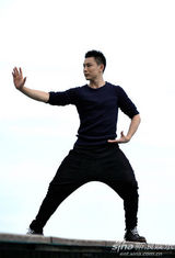 组图：梁家辉彭于晏展现男性魅力 袁晓超玩功夫