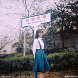 组图：武大女神赏樱花 清秀淡雅文艺范儿