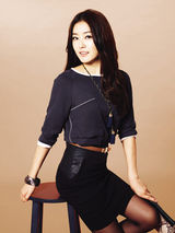 组图：朴真熙拍秋季服装广告 时尚装束显魅力