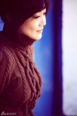 组图：薛佳凝冬日温暖写真 恬静唯美成熟蜕变
