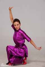 组图：新科武术冠军香港秀 被称最美功夫女孩