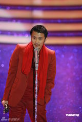 幻灯：香港金像奖现场 谢霆锋获最佳男配角奖