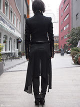 高清组图：周笔畅大衣街拍 全身黑一酷到底