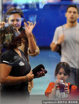 组图：小苏瑞猛练体操 奥运“种子”初长成