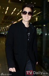 组图：刘智泰获多维尔电影节评委大奖赞誉归国