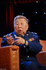 幻灯图：四“江姐”同上《艺术人生》共话《江姐》