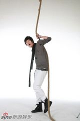 高清组图：SJ-M拍时尚大片 黑白装诠释动感时尚