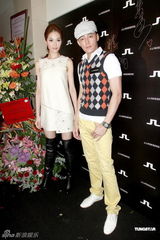 组图：陈豪要与黎耀祥争视帝 赞廖碧儿穿衣得体