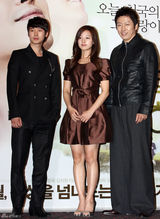 组图：韩片《浪漫天堂》试映 金东旭金智媛等宣传